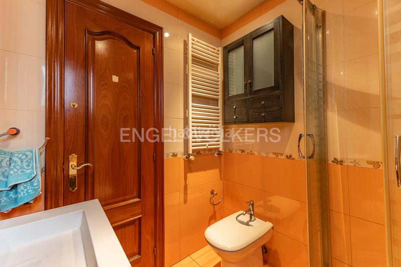 Foto 5d1529a3-9569-4deb-b4bd-5254ff459f33. Appartement avec chauffage dans Creu de Barberà Sabadell