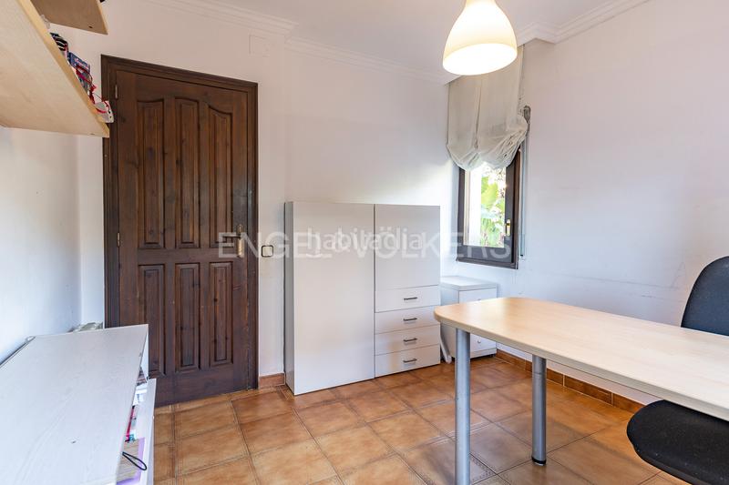 Foto 081d8e15-ddce-4d19-8d2a-c5739ad44d9a. House with heating parking in Vilassar de Dalt