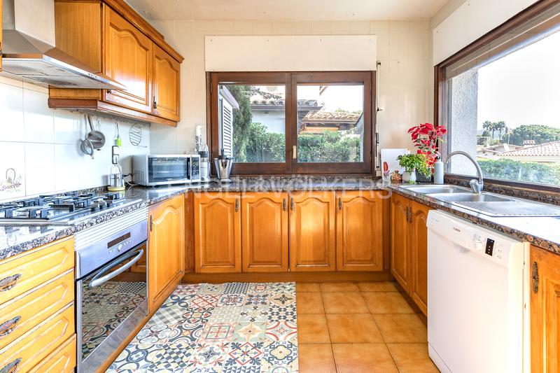 Foto 0fda6c44-cd64-41a5-a284-19e30421abe4. House with heating parking in Vilassar de Dalt