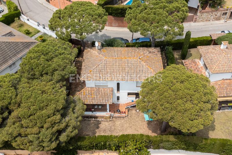 Foto 200ab7d8-15a3-44dc-b500-3e8178a8179d. House with heating parking in Vilassar de Dalt