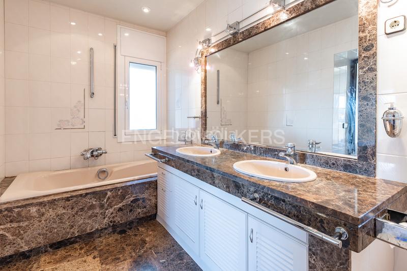 Foto 29bd7c75-4e40-4524-98e2-da51e810d5f0. House with heating parking in Vilassar de Dalt