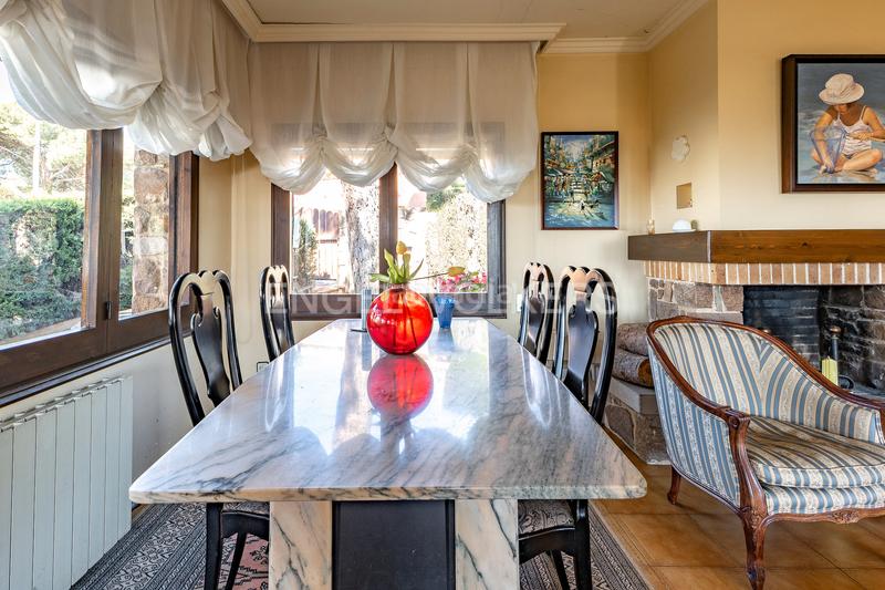 Foto 3508499f-e9c5-4763-9bed-a7c08dc99d92. House with heating parking in Vilassar de Dalt