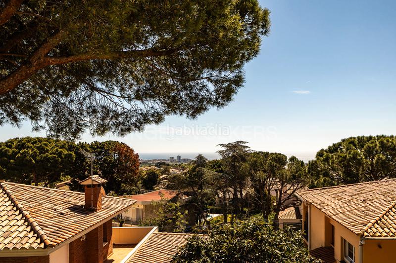 Foto 6dd67729-860a-43ed-8e85-5d89b244cf4c. House with heating parking in Vilassar de Dalt