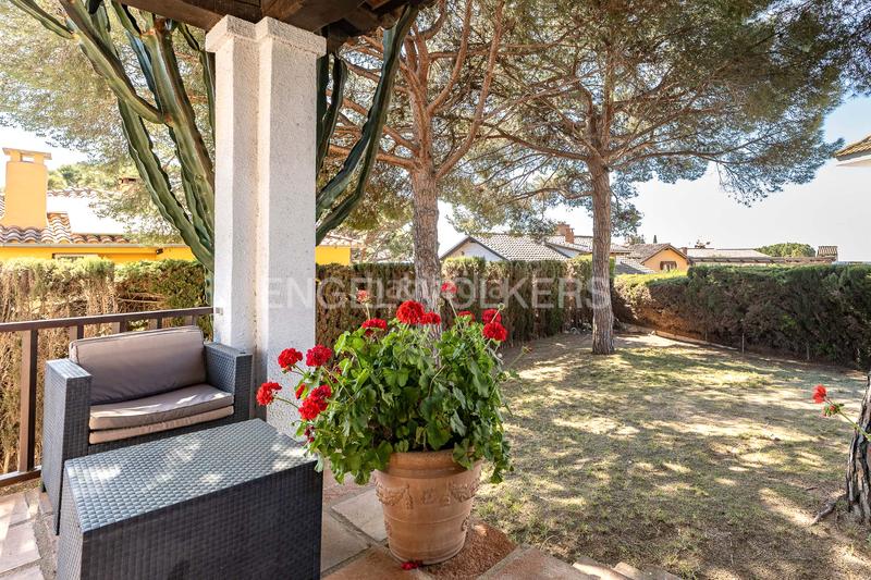 Foto 7cb5d350-5de9-4279-9d67-ba7ebf3ee1d8. House with heating parking in Vilassar de Dalt