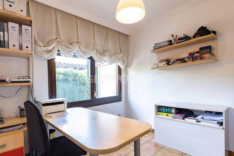 Foto 8e91d669-552b-4c9b-88c8-cc4b912108a3. House with heating parking in Vilassar de Dalt