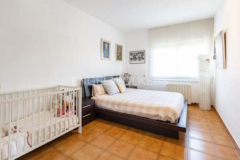 Foto 8f94fa26-0d71-4972-80bb-6d278a3e7694. House with heating parking in Vilassar de Dalt