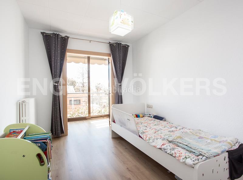 Foto 6e54757c-93d7-47ad-a06f-243eaebba387. Casa amb calefacció aparcament piscina a Centre Castelldefels