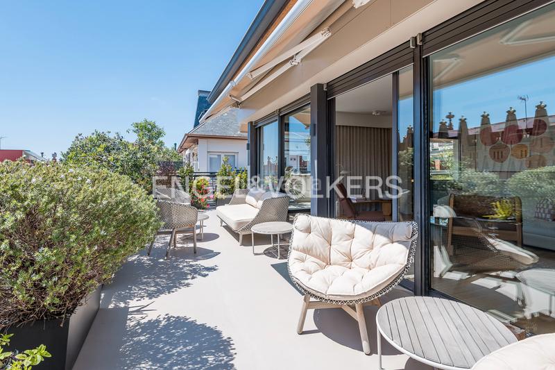Foto a8a96627-ac1a-42ca-a38f-4b8cab31307c. Location duplex avec chauffage dans Tres Torres Barcelona