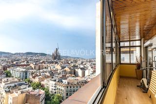 Attique à Fort Pienc. Exclusiva pieza única con vistas panorámicas 360  en eixample