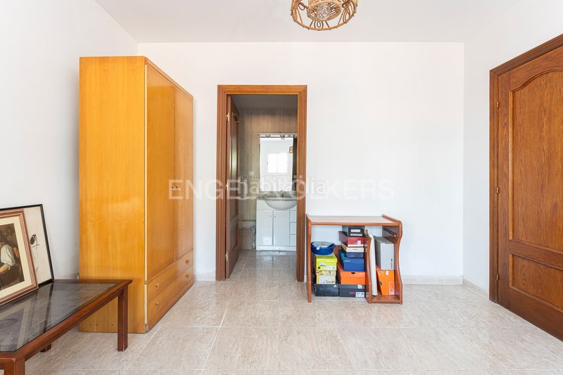 Foto 09d8c132-da3b-4bf8-8fb5-5d4c7e18a84a. Casa amb calefacció aparcament a Sant Genís dels Agudells Barcelona