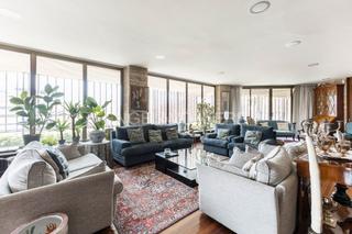 Apartament a Sant Gervasi - Galvany. Exclusiva propiedad en tur parc