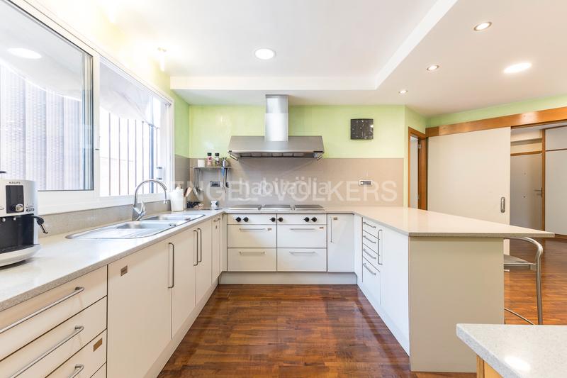 Foto e3a8931a-3fe5-402c-a816-fbf17c803122. Appartement avec chauffage parking dans Sant Gervasi - Galvany Barcelona