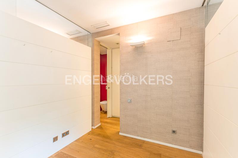 Foto 21fca7f8-87ac-4fe7-8f18-85b857f5f2c0. Appartement avec chauffage dans Dreta de l´Eixample Barcelona