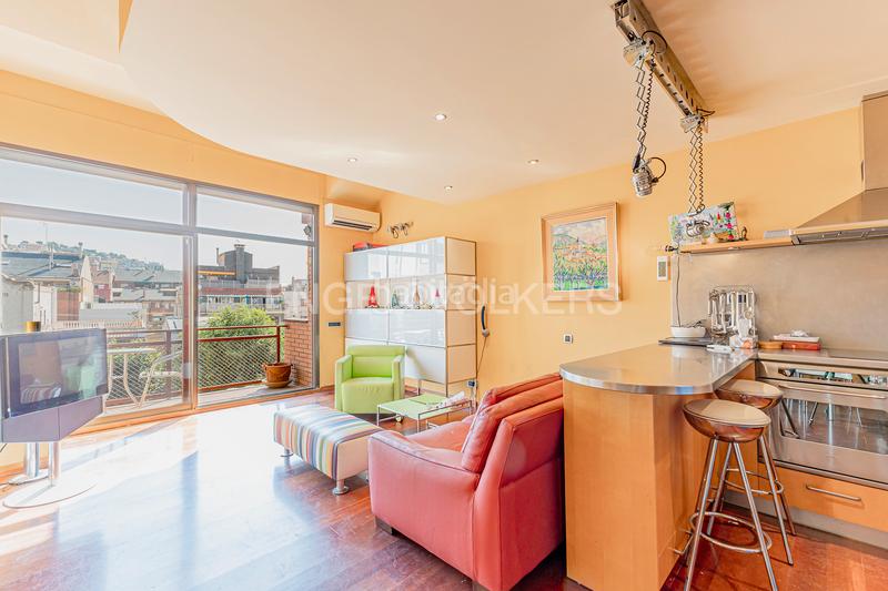 Foto 36f6c202-845f-4e3a-ba99-b26041fb9dab. Dúplex amb calefacció a Putget - Farró Barcelona