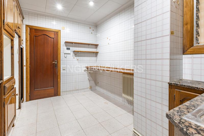 Foto 00f01e62-dc52-4de5-95ca-a84d501800b3. Appartement mit heizung in Centre Badalona