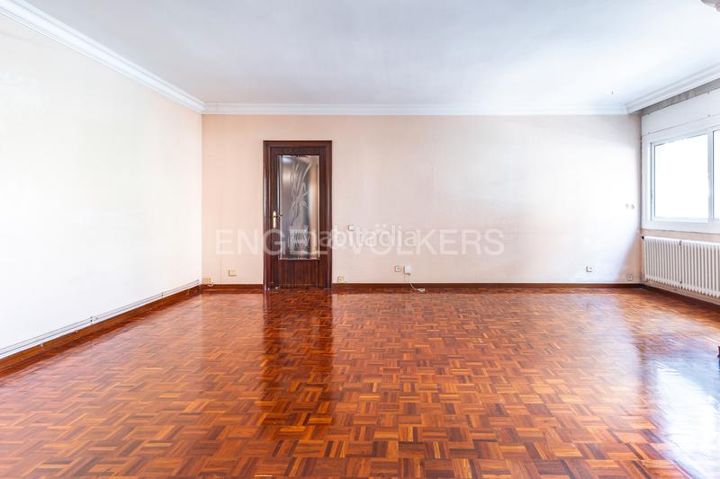 Foto 3eb9bf71-8f87-4e6d-8e2d-ba699f40b2e3. Appartement mit heizung in Centre Badalona
