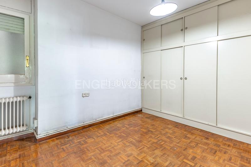 Foto 81a5ffbe-d807-4643-9bc7-79b2a0e24315. Appartement mit heizung in Centre Badalona