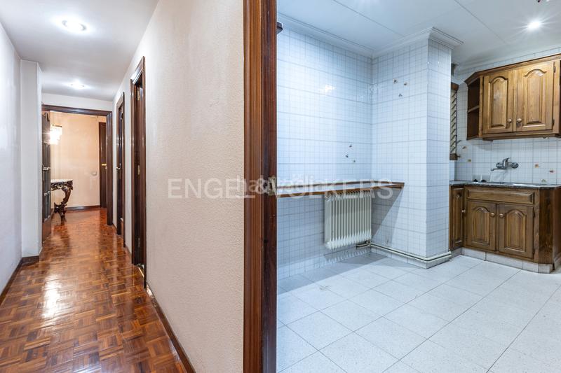 Foto 99b374ea-7057-40f1-8ef3-1db1f9d73a64. Appartement mit heizung in Centre Badalona
