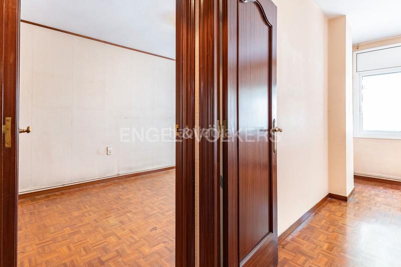 Foto f5093d4f-645f-4796-917a-e7cc2f30f54c. Appartement mit heizung in Centre Badalona