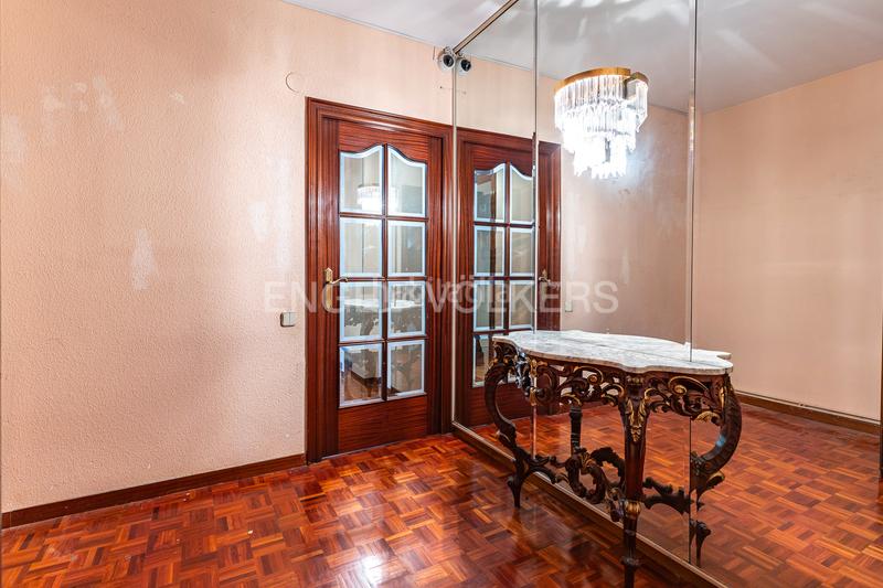 Foto f6d56089-7965-467b-9b2d-3cba5164a799. Appartement mit heizung in Centre Badalona