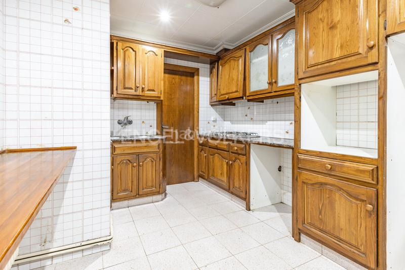 Foto fa7b3202-c743-412b-adef-380a2a90a21c. Appartement mit heizung in Centre Badalona