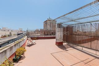 Attique à Gòtic. Espectacular ático luminoso con gran terraza exclusiva en calle