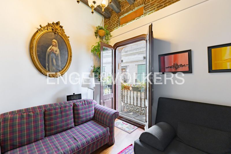 Foto 08a2bdb7-09fb-429e-9bb0-73ce8136ae6e. Àtic amb calefacció a Gòtic Barcelona