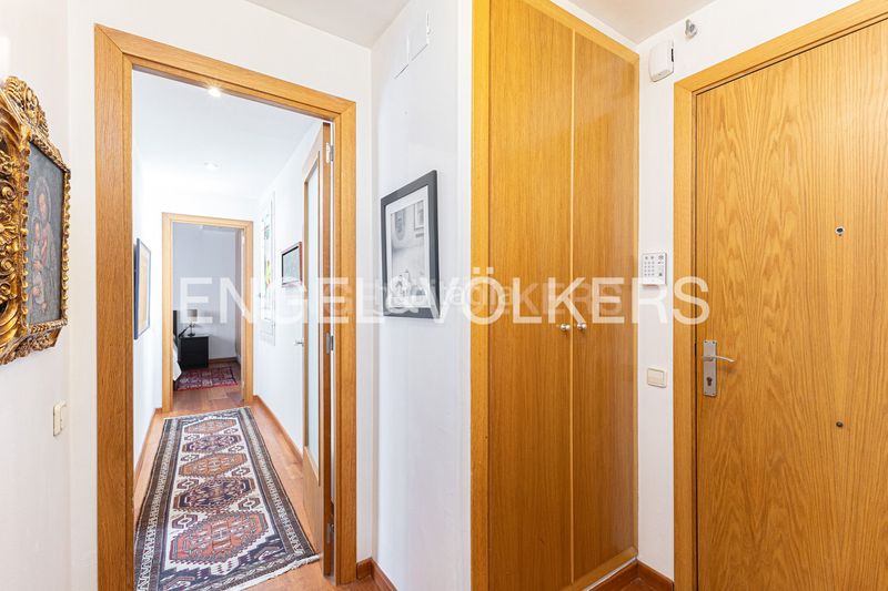 Foto 2dbd32ab-9340-4dda-b1d7-28ddcd5f539f. Àtic amb calefacció a Gòtic Barcelona