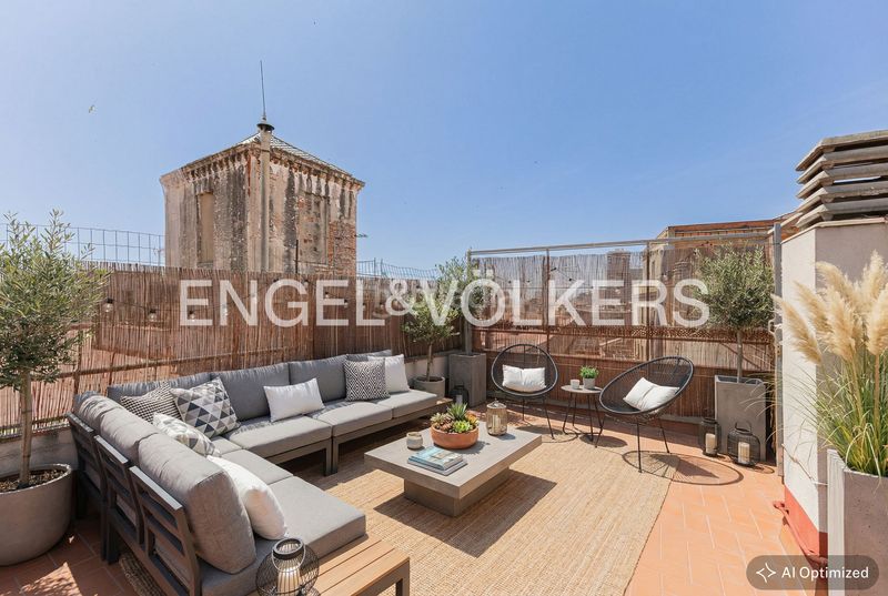 Foto 3c39a0b4-0f46-4e50-9e22-61c5974d7ea4. Àtic amb calefacció a Gòtic Barcelona