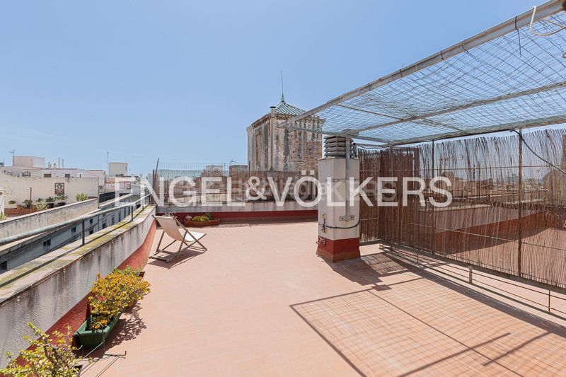 Foto 634c8a1d-deb8-4411-baa1-a0b6d72f47be. Àtic amb calefacció a Gòtic Barcelona