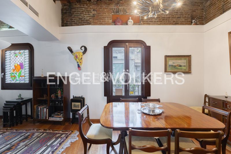 Foto 795f439f-257f-4faa-80c1-b8cda5b4b2f6. Àtic amb calefacció a Gòtic Barcelona