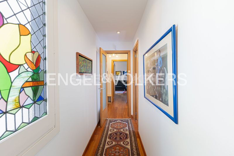 Foto 89f09c38-2bf0-45b7-9d57-0628cab4d7dd. Àtic amb calefacció a Gòtic Barcelona