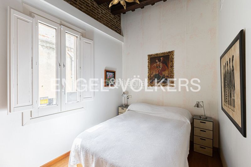 Foto 8cd311a3-ec0f-4501-9f55-dc0c478671a5. Àtic amb calefacció a Gòtic Barcelona