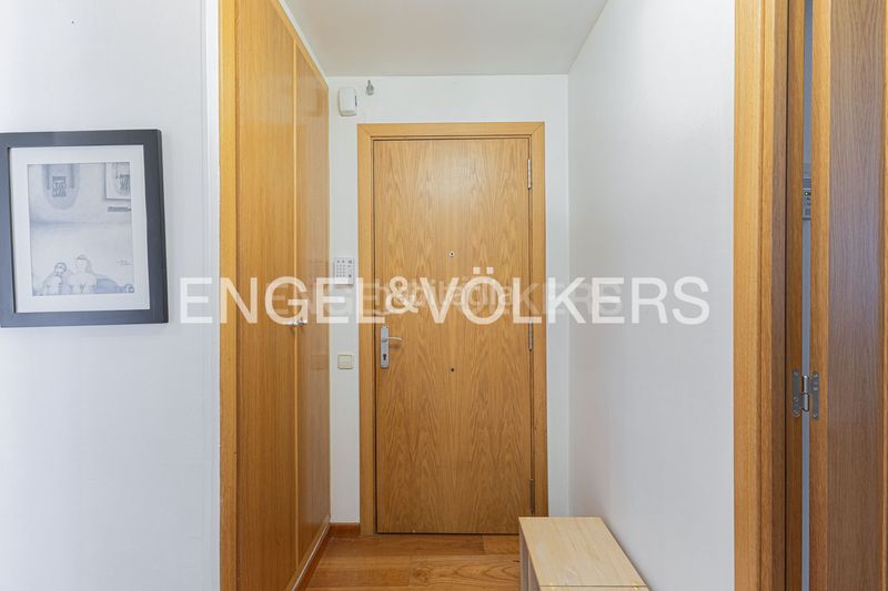 Foto f352d522-8be0-4487-ae30-cc8784938635. Àtic amb calefacció a Gòtic Barcelona