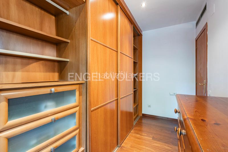 Foto 07f441c6-89e8-4b53-be78-ef5cc926b9ea. Apartamento piso exterior con dos terrazas en Sant Joan-TV3 Sant Joan Despí