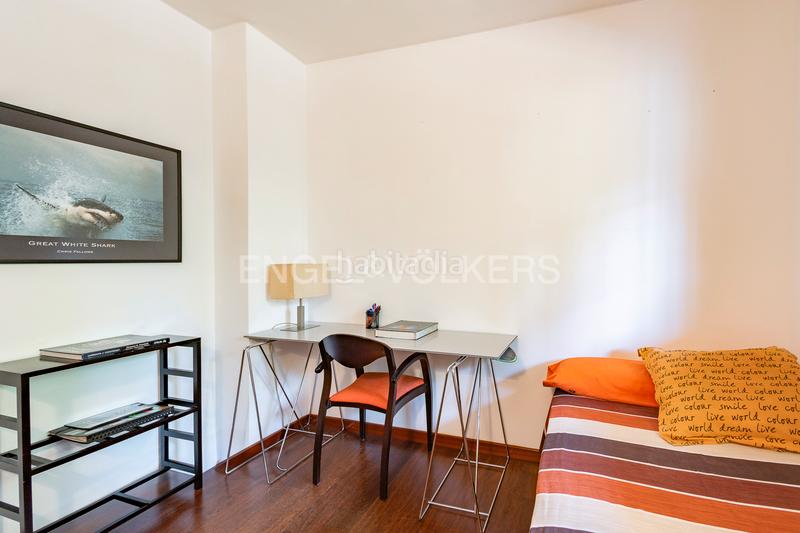 Foto 31e8a060-40bb-4a6f-8bc6-c0d5f23921f2. Apartamento piso exterior con dos terrazas en Sant Joan-TV3 Sant Joan Despí