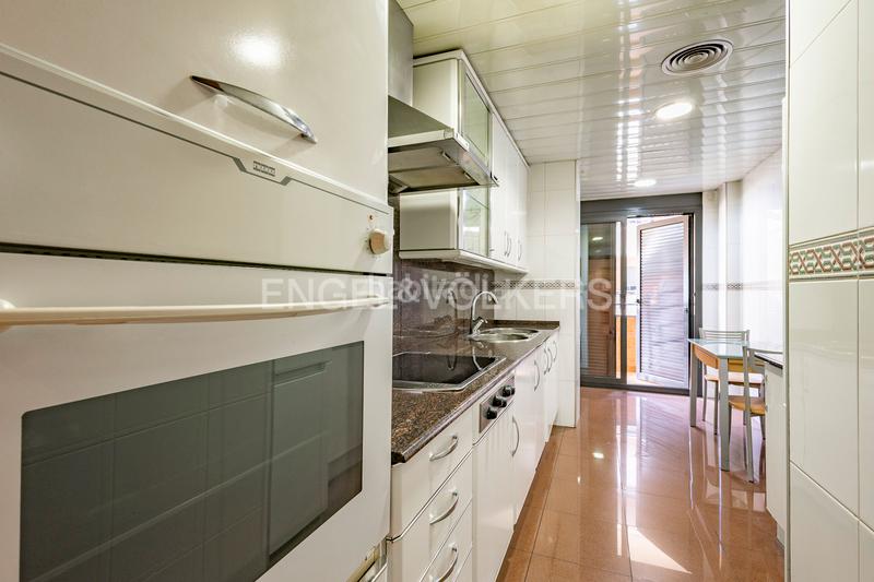 Foto 85f32946-afbe-4768-bf74-7ec21a989260. Apartamento piso exterior con dos terrazas en Sant Joan-TV3 Sant Joan Despí