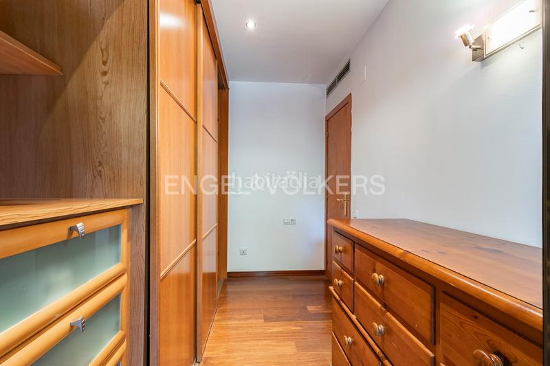 Foto 9cf299e4-a4d0-45b4-b9d5-a86419601973. Apartamento piso exterior con dos terrazas en Sant Joan-TV3 Sant Joan Despí