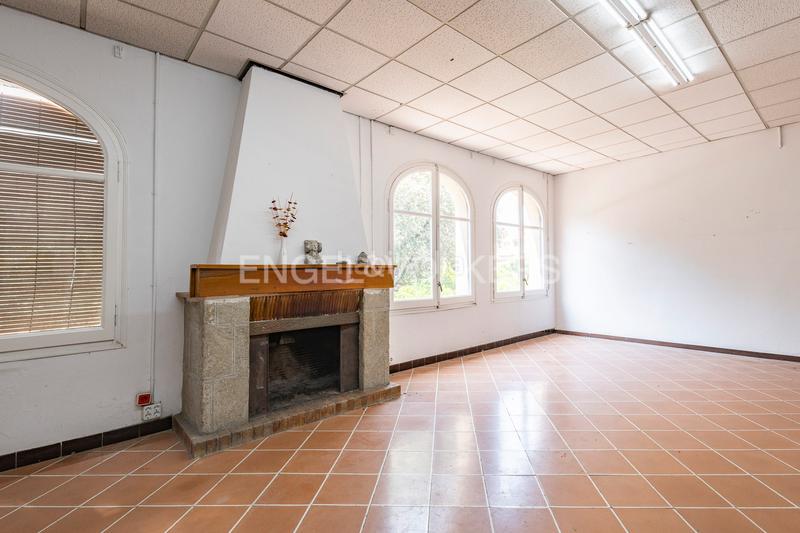 Foto 150cf1ab-bb7c-4eef-b862-05b1adeee4be. Casa con riscaldamento parcheggio in Eixample Sant Joan Despí