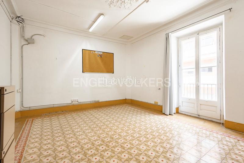 Foto 1d5b486e-d083-4182-a92c-37512e0ba9be. Casa con riscaldamento parcheggio in Eixample Sant Joan Despí