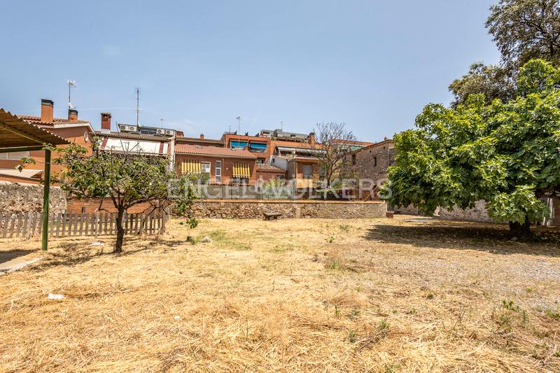 Foto 54db1a61-f6fb-4384-be5f-3c314bd03d1e. Casa con riscaldamento parcheggio in Eixample Sant Joan Despí