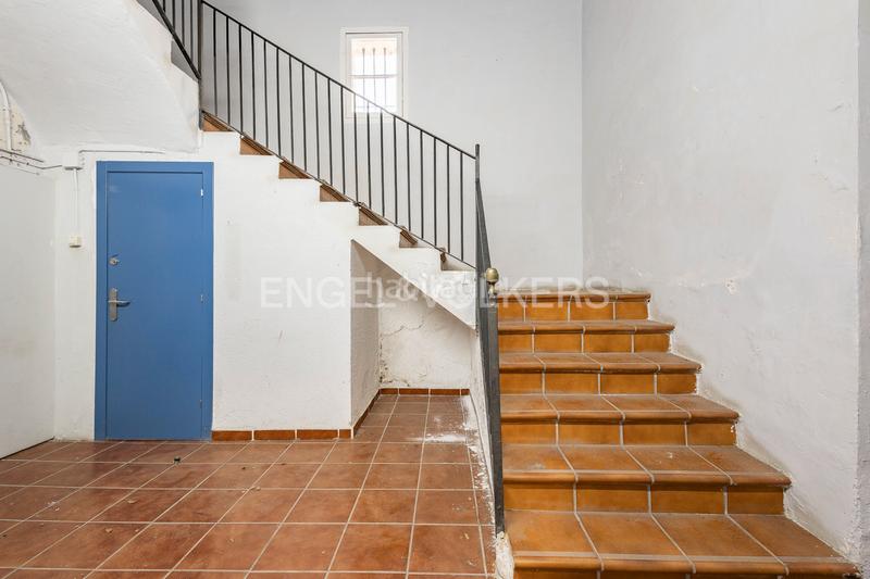 Foto 559b71dd-94e2-442c-bac7-6565cf959d97. Casa con riscaldamento parcheggio in Eixample Sant Joan Despí