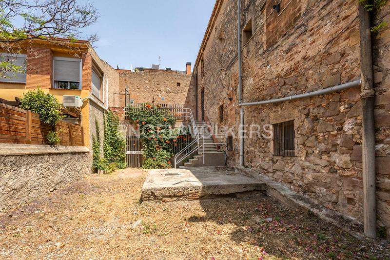 Foto 6ce720de-5446-48f7-9726-f77a48f40c76. Casa con riscaldamento parcheggio in Eixample Sant Joan Despí