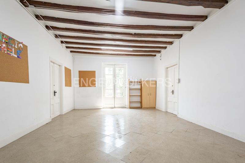 Foto 7626bd97-ab04-4c87-b70e-98cb4e769967. Casa con riscaldamento parcheggio in Eixample Sant Joan Despí