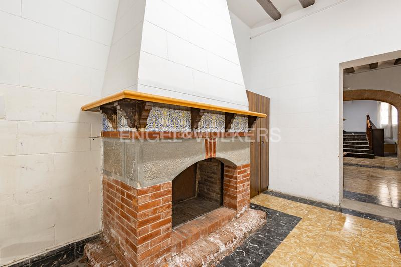 Foto 8d498de8-e06c-4f27-b780-0902b813ca68. Casa con riscaldamento parcheggio in Eixample Sant Joan Despí