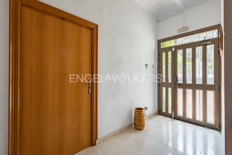 Foto bf474756-7ad8-4c6a-967b-5a6af47e60cb. Casa con riscaldamento parcheggio in Eixample Sant Joan Despí