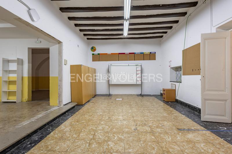 Foto c89277b7-45d9-4a7d-a293-2527c912abff. Casa con riscaldamento parcheggio in Eixample Sant Joan Despí
