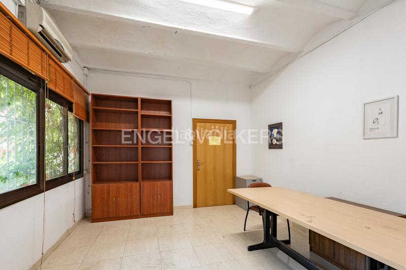 Foto ca7b98b8-8de0-4205-a470-c74126f55c45. Casa con riscaldamento parcheggio in Eixample Sant Joan Despí