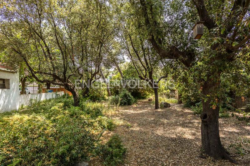 Foto d9ac6d4b-3e15-43c1-b40d-999643ee72fe. Casa con riscaldamento parcheggio in Eixample Sant Joan Despí