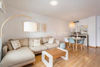 Apartament a Mas Lluí - Els Miralls. Piso alto con magnífica terraza, gran parking y trastero, en mas